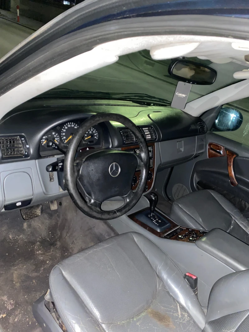 Mercedes-Benz ML 320, снимка 5 - Автомобили и джипове - 52726523