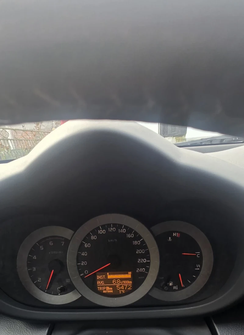 Toyota Rav4 D4D , снимка 3 - Автомобили и джипове - 52870230