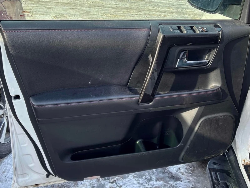 Toyota 4runner * 4WD * CARFAX * ЦЕНА ДО БГ, снимка 10 - Автомобили и джипове - 53074322