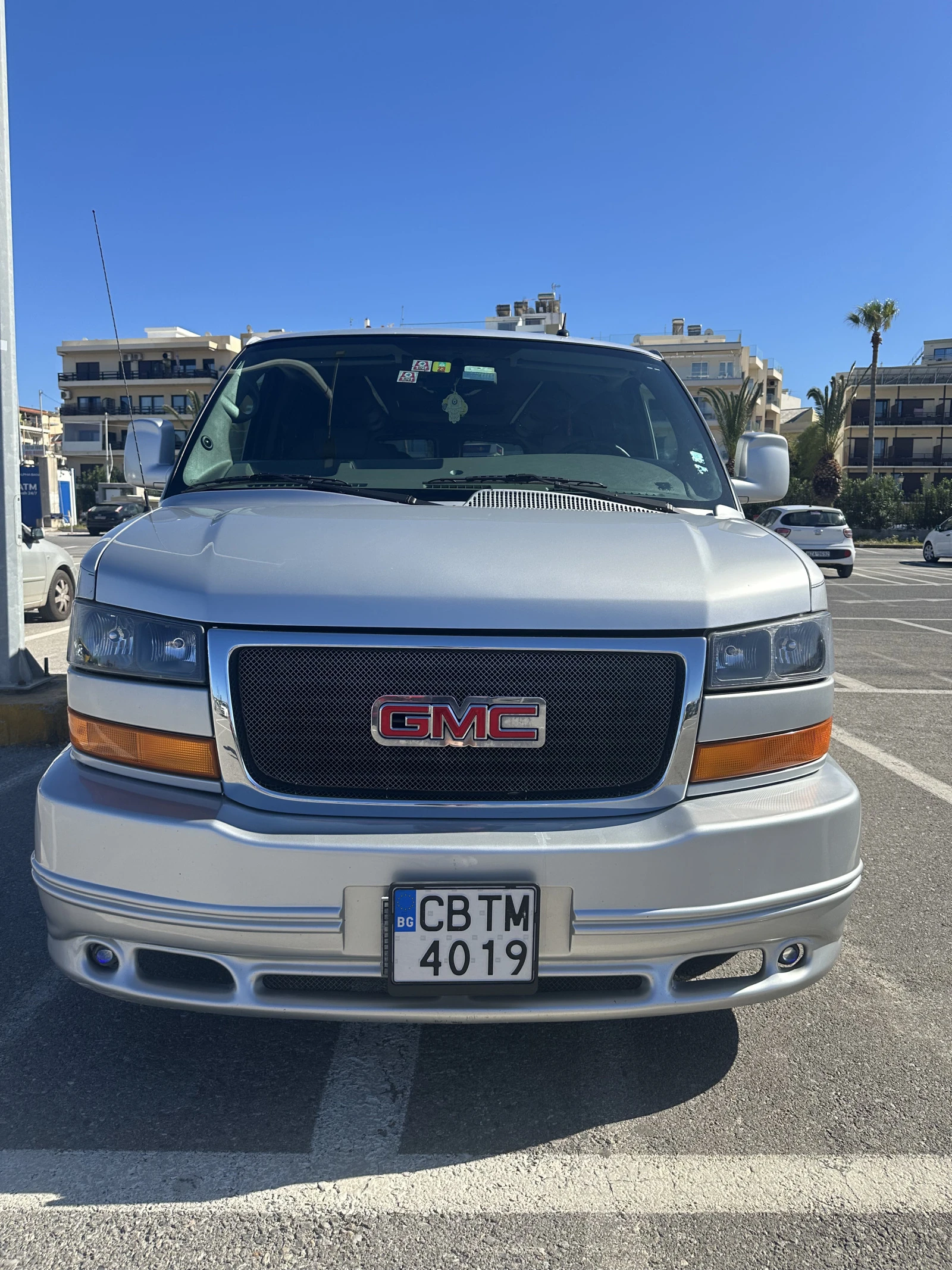 Gmc Savana 5.3 V8 Southern Comfort Elite - изображение 4