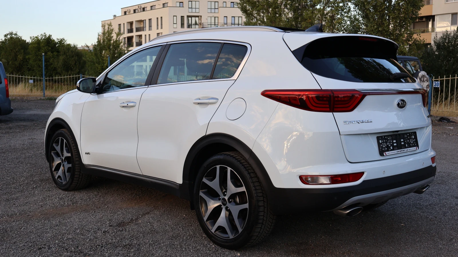 Kia Sportage 2.0 CRDI AWD 185к.с. GT-Line JBL Камера KeylessGo - изображение 6