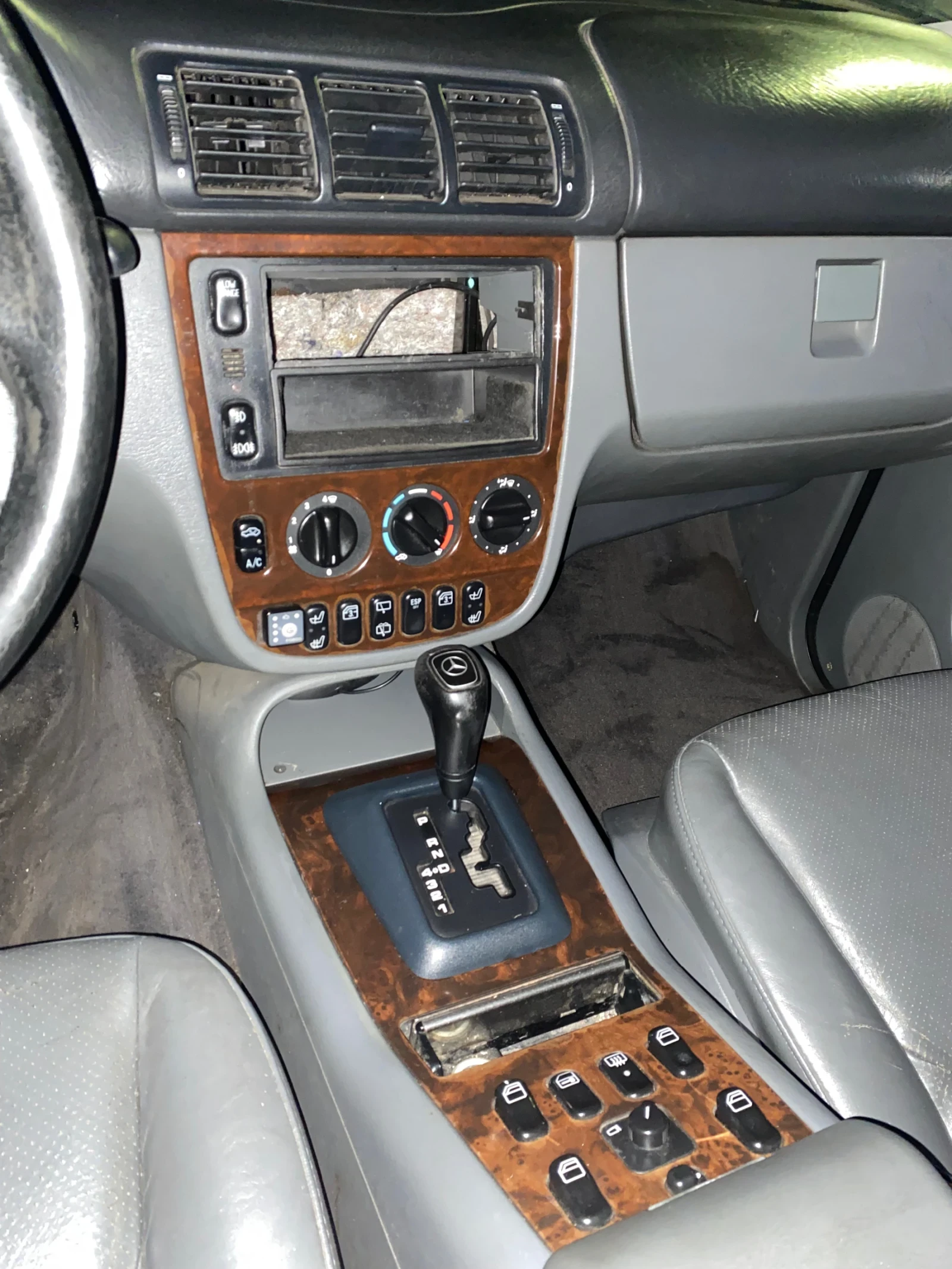 Mercedes-Benz ML 320  - изображение 6