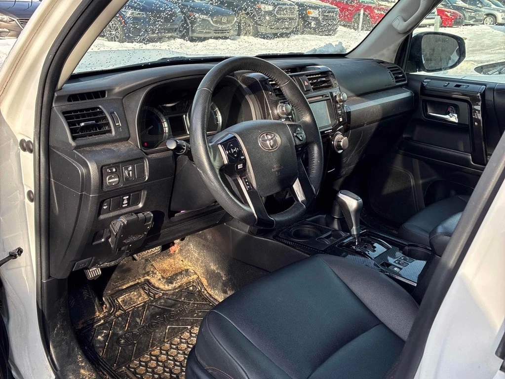 Toyota 4runner * 4WD * CARFAX * ЦЕНА ДО БГ - изображение 5