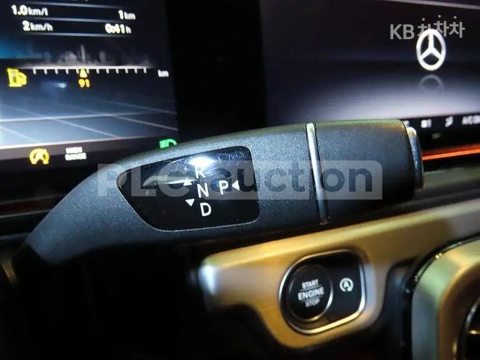 Mercedes-Benz G AMG 63, снимка 13 - Автомобили и джипове - 54040137