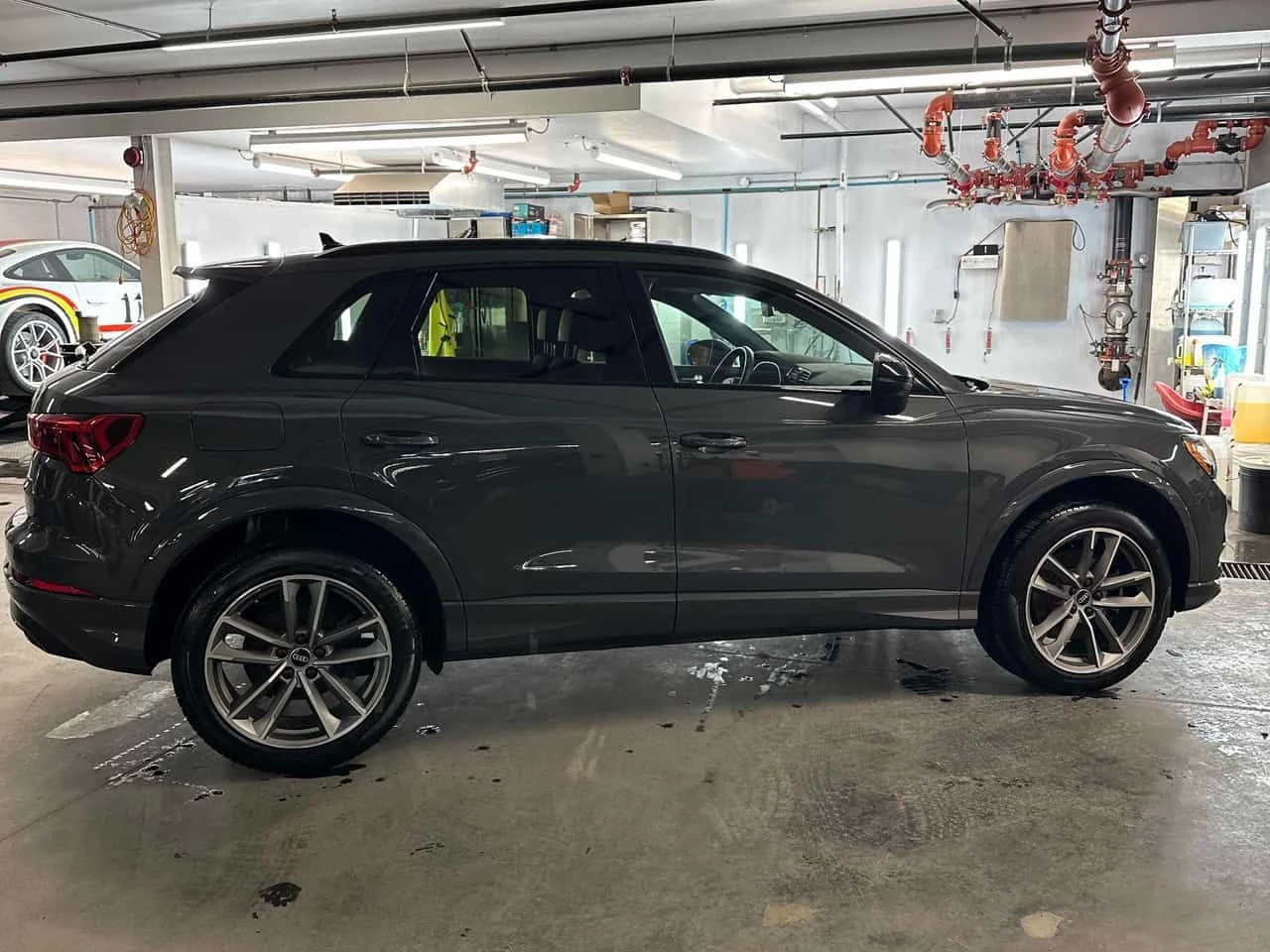 Audi Q3 Komfort/CARFAX/ПАНОРАМА/ПОДГРЕВИ, снимка 6 - Автомобили и джипове - 54046745