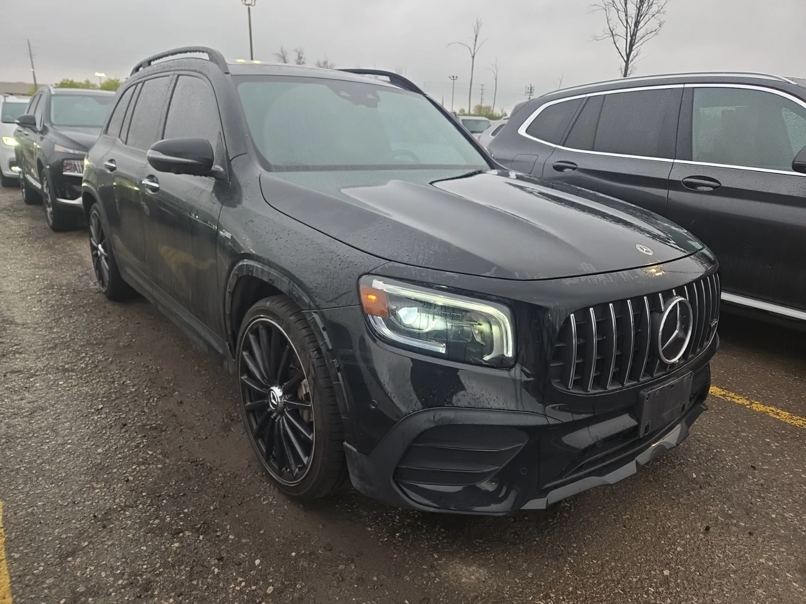 Mercedes-Benz GLB35AMG * * CARFAX * * АВТО КРЕДИТ * * Цена до БГ * * , снимка 2 - Автомобили и джипове - 54529045