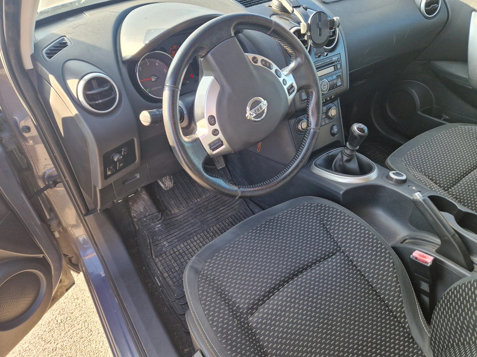 Nissan Qashqai 2.0 tdi 4* 4, снимка 7 - Автомобили и джипове - 55397273