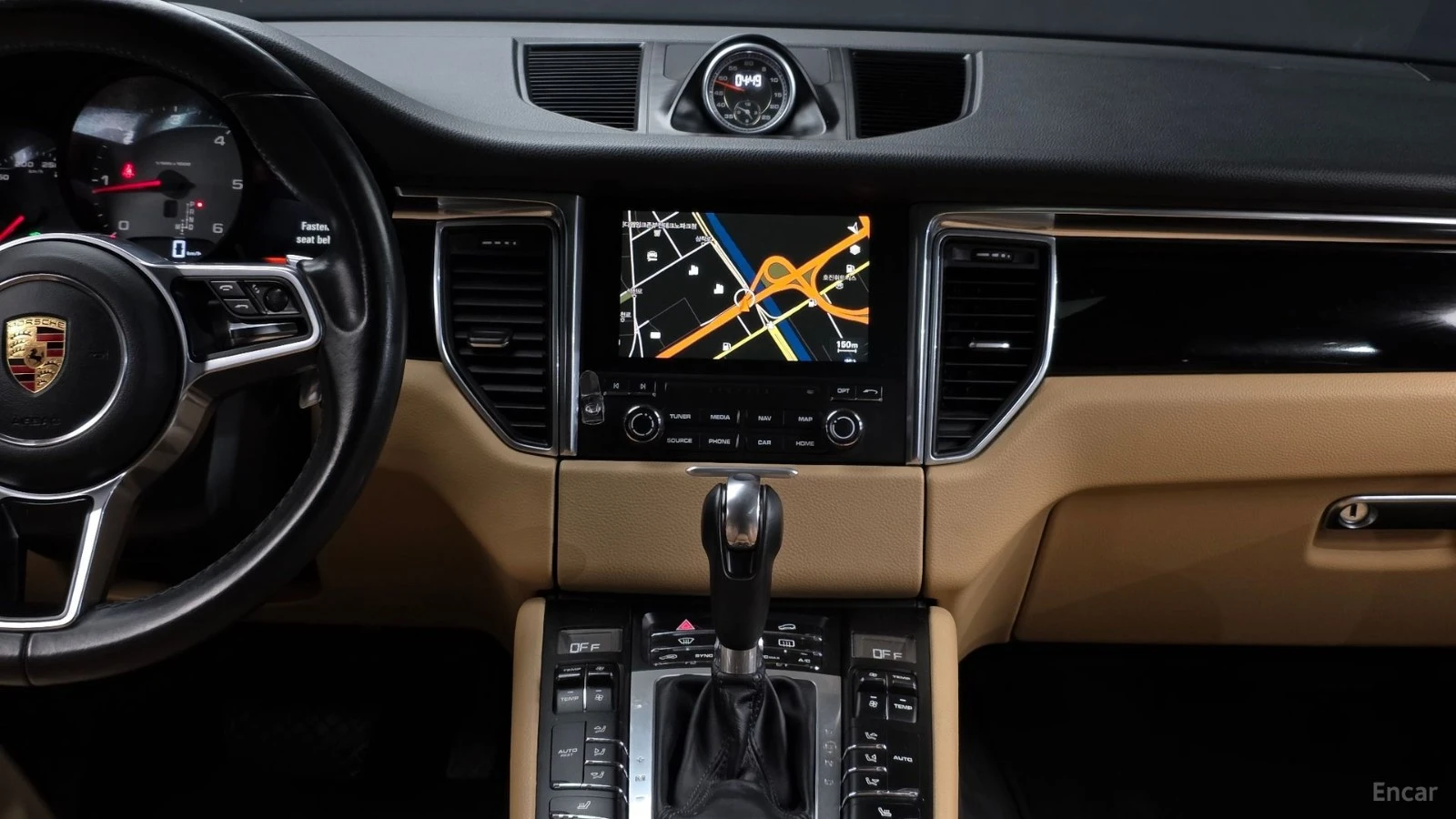 Porsche Macan 3.0 S* КОЖА* НАВИ* ПАНО* КАМЕРА, снимка 10 - Автомобили и джипове - 55431952