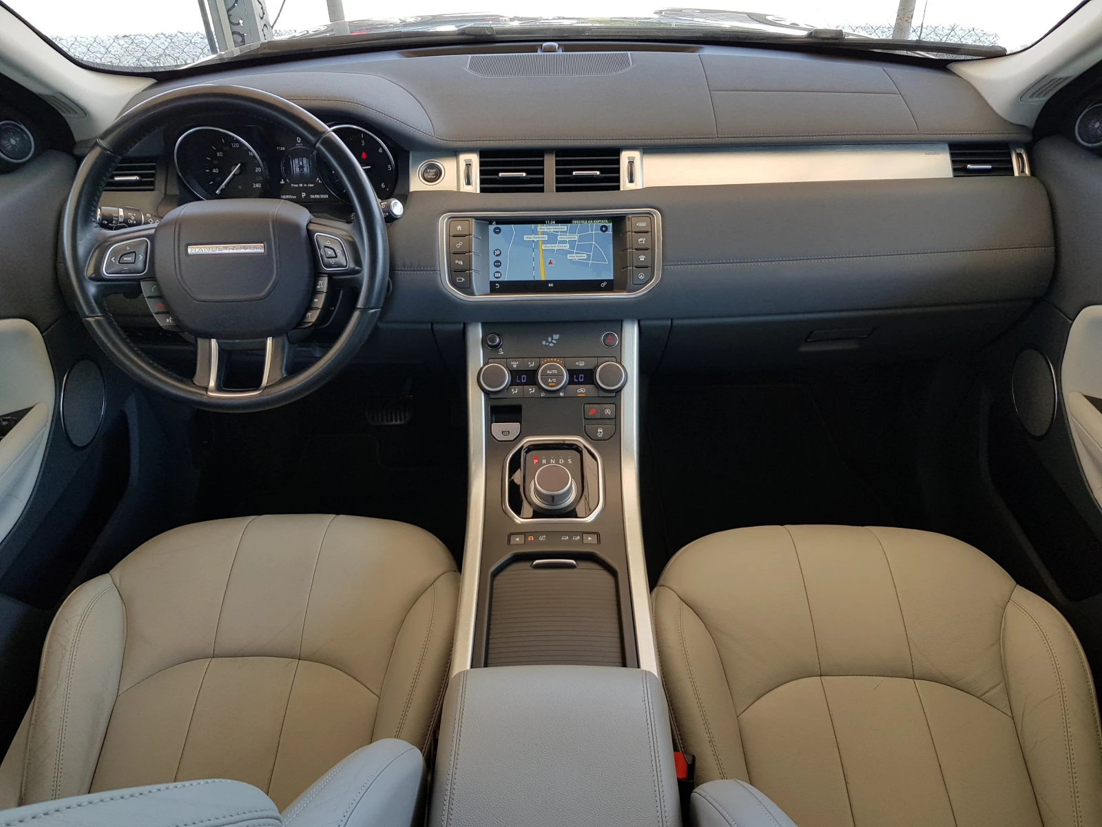 Land Rover Range Rover Evoque АВТОМАТИК 2.0D-150 к.с./07/2016 г. , снимка 10 - Автомобили и джипове - 55571193