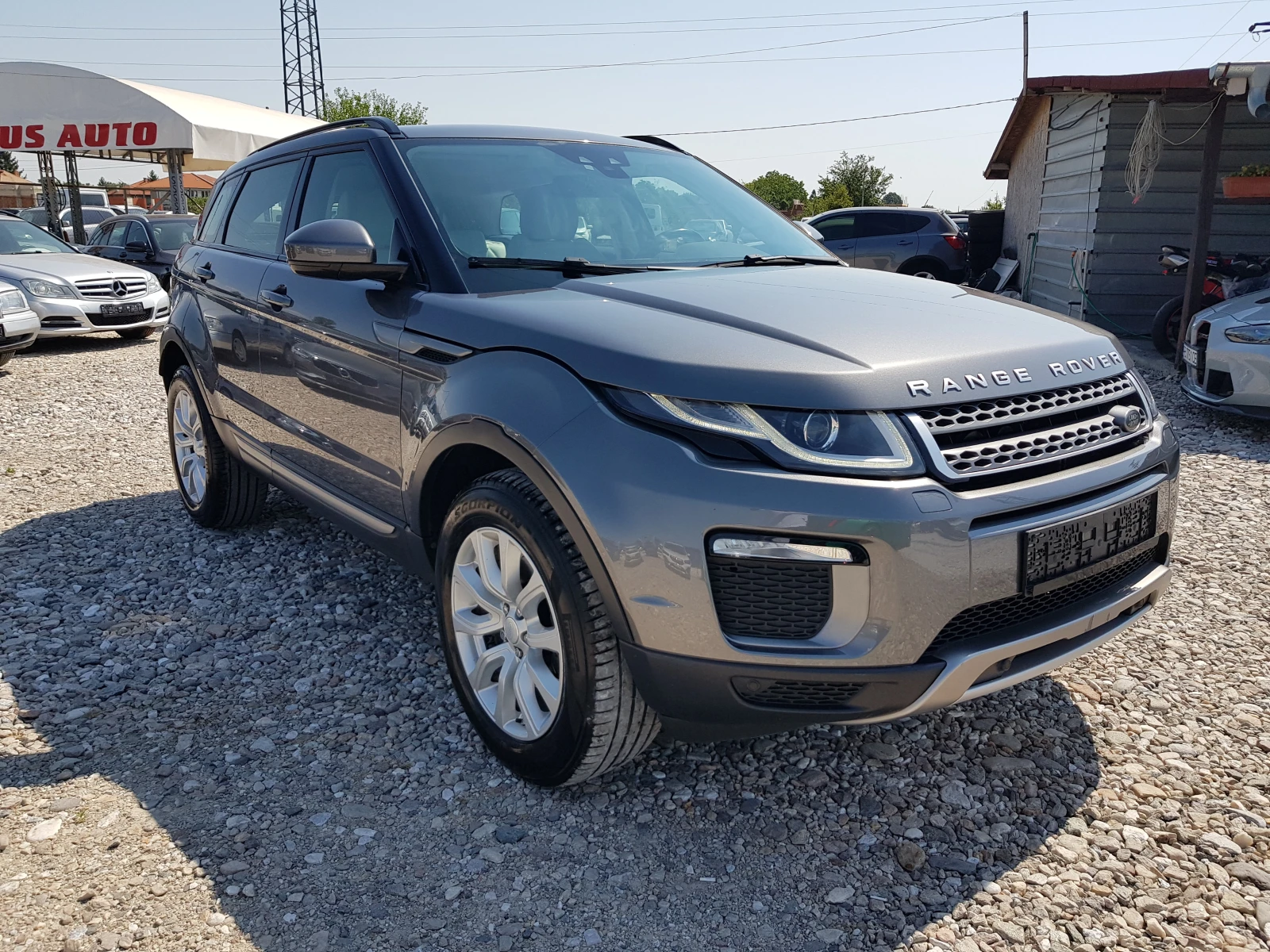 Land Rover Range Rover Evoque АВТОМАТИК 2.0D-150 к.с./07/2016 г. , снимка 3 - Автомобили и джипове - 55571193