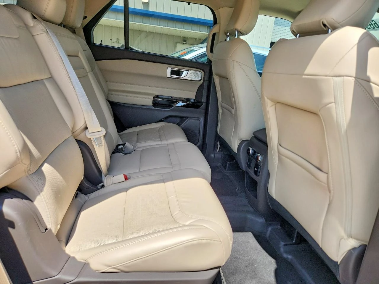 Ford Explorer 3.0l Platinum, снимка 11 - Автомобили и джипове - 56072779
