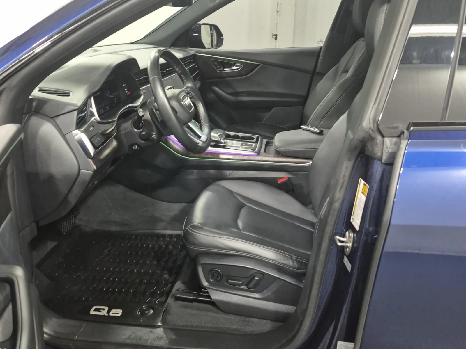 Audi Q8 55 Tfsi Quattro Progressiv, снимка 7 - Автомобили и джипове - 56442772