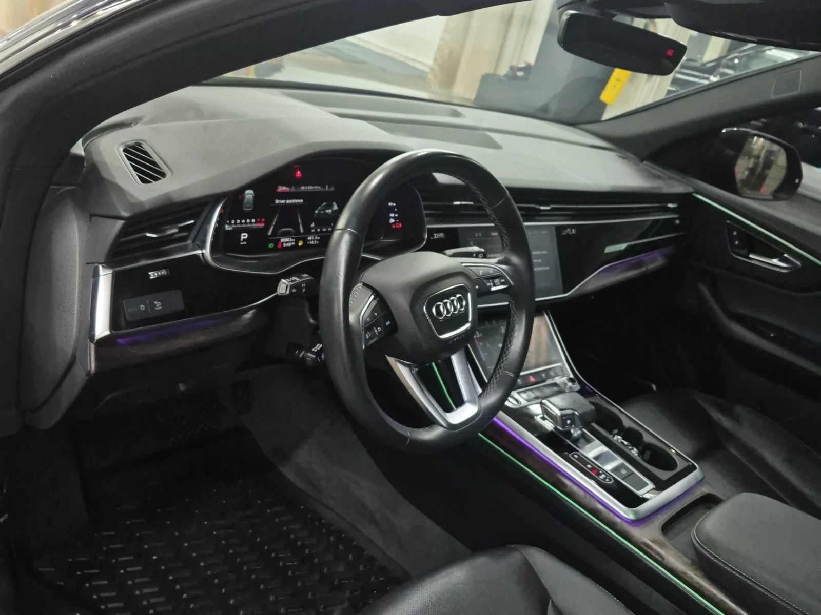Audi Q8 55 Tfsi Quattro Progressiv, снимка 8 - Автомобили и джипове - 56442772