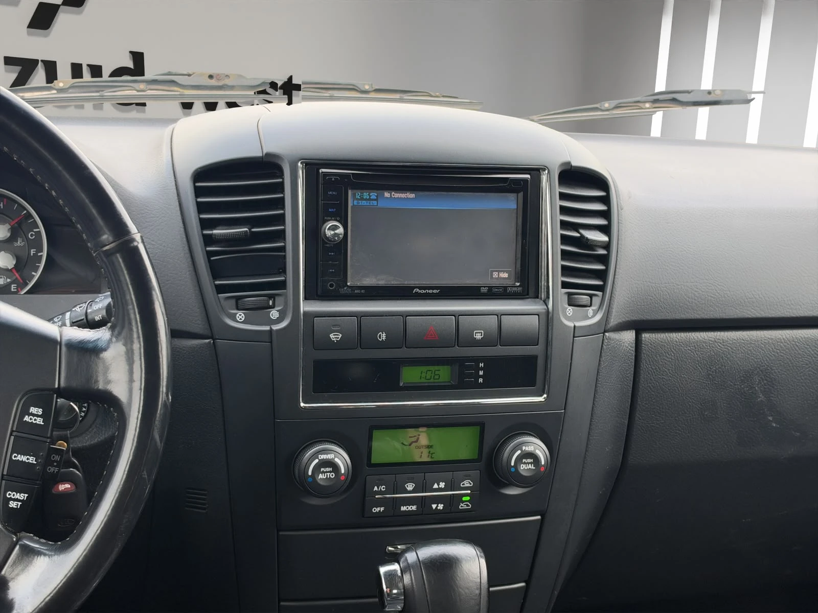 Kia Sorento 3.3i V6, снимка 12 - Автомобили и джипове - 56688711