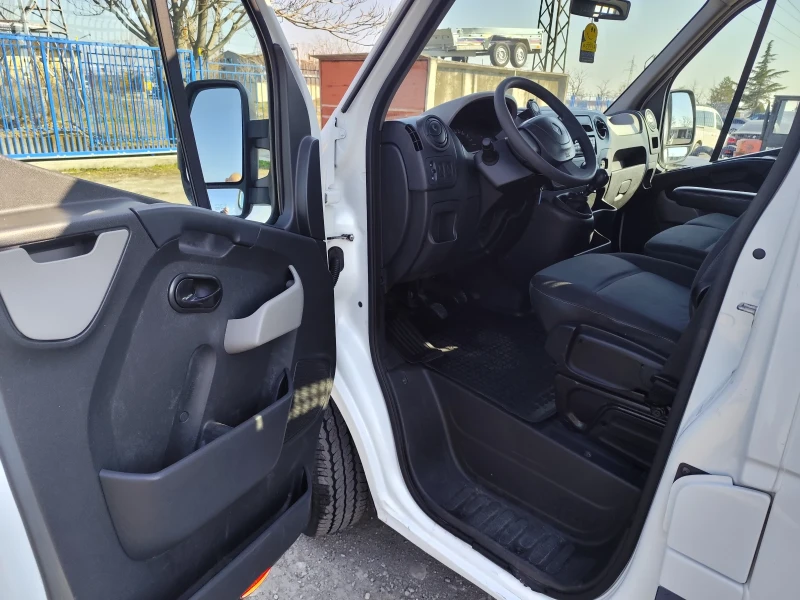 Renault Master 2.3, снимка 8 - Бусове и автобуси - 49364177