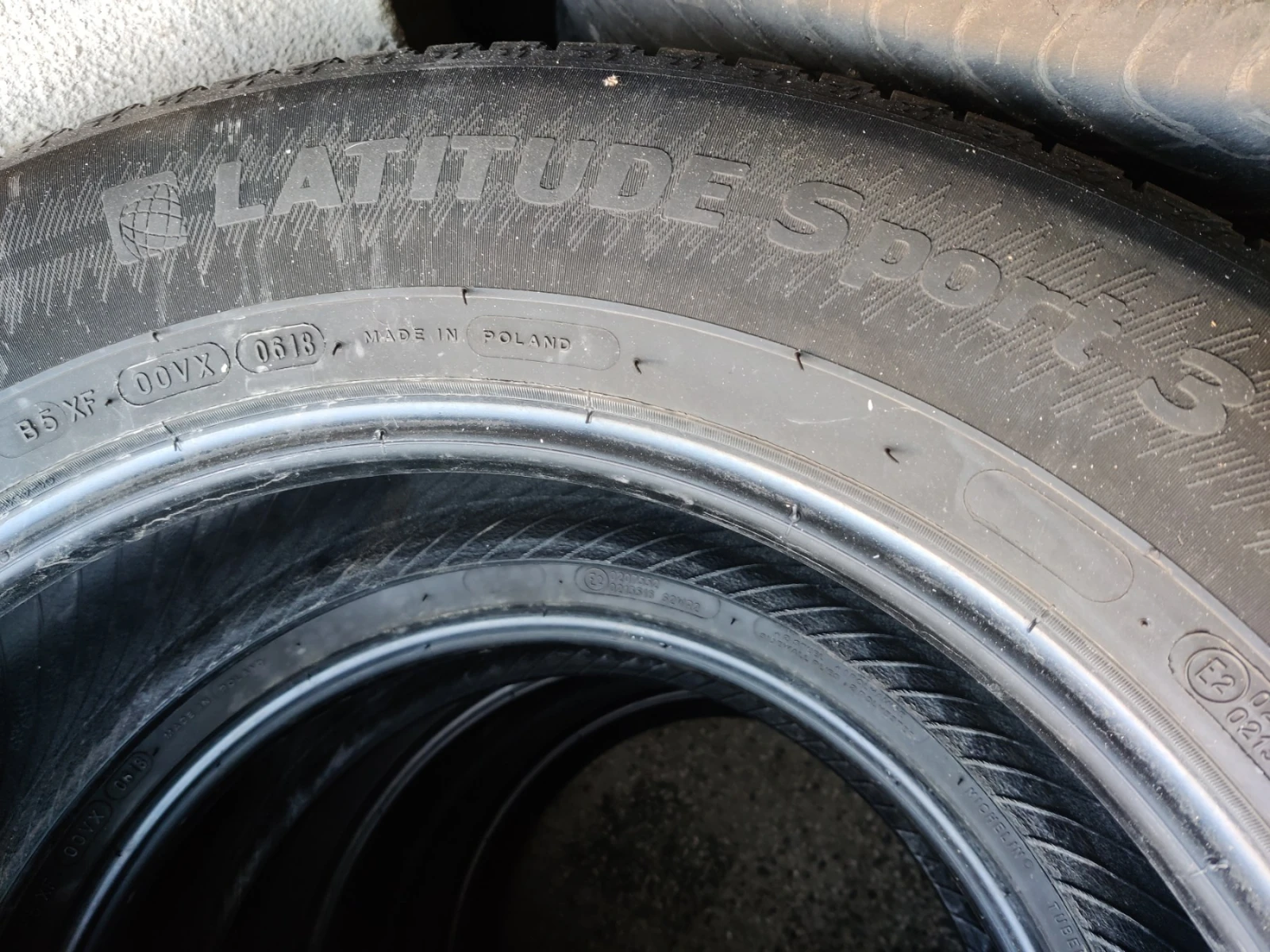 Гуми Летни 235/60R18, снимка 3 - Гуми и джанти - 54715501