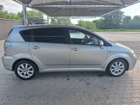 Toyota Corolla verso 2.2 D4D, снимка 4