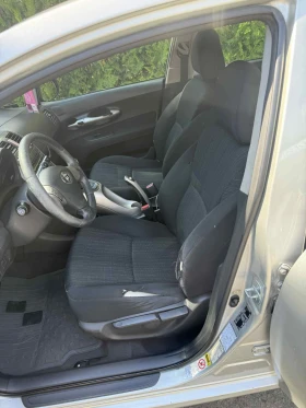 Toyota Auris 2.0 D4D, снимка 6