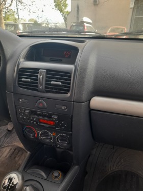 Renault Clio 1.4i ГАЗ Инжекцион, снимка 8