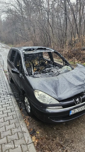 Peugeot 807 - 1100 € / 2151.41 лв. - 66649425 3