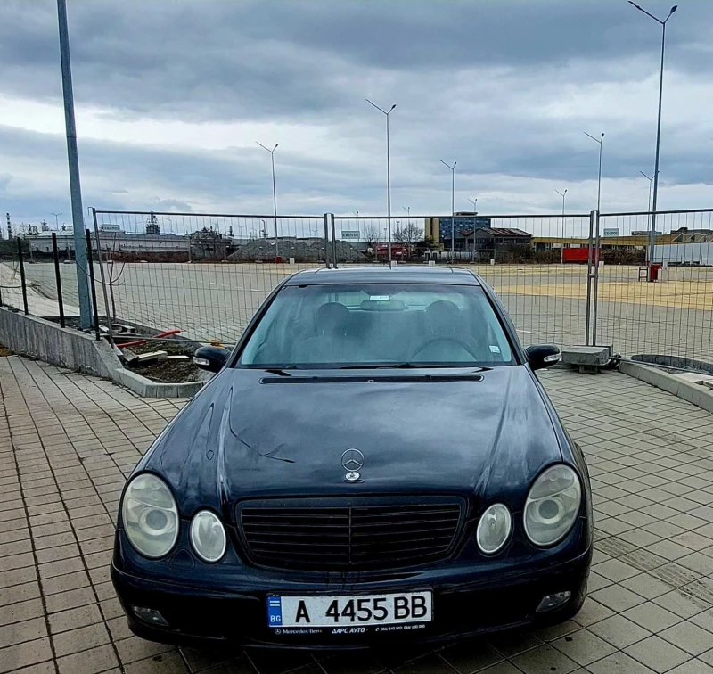 Mercedes-Benz E 200 KOMPRESSOR, АГУ, АВТОМАТ, снимка 3 - Автомобили и джипове - 47672839