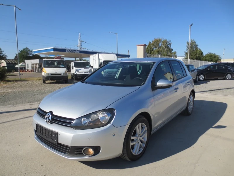 VW Golf 1.6 TDI, снимка 1 - Автомобили и джипове - 46775627