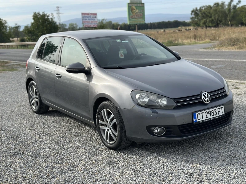 VW Golf 1.6TDI* 105кс* Клима* Нави* Топ, снимка 3 - Автомобили и джипове - 47189225