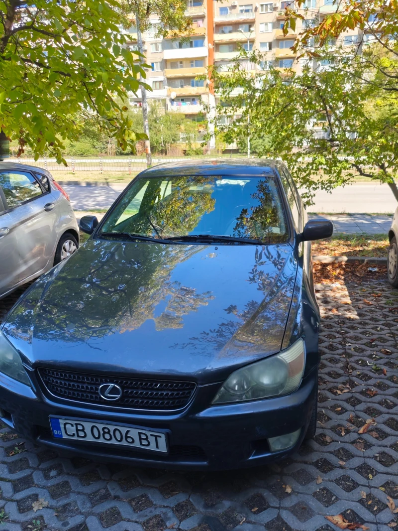 Lexus IS 200, снимка 1 - Автомобили и джипове - 47378540