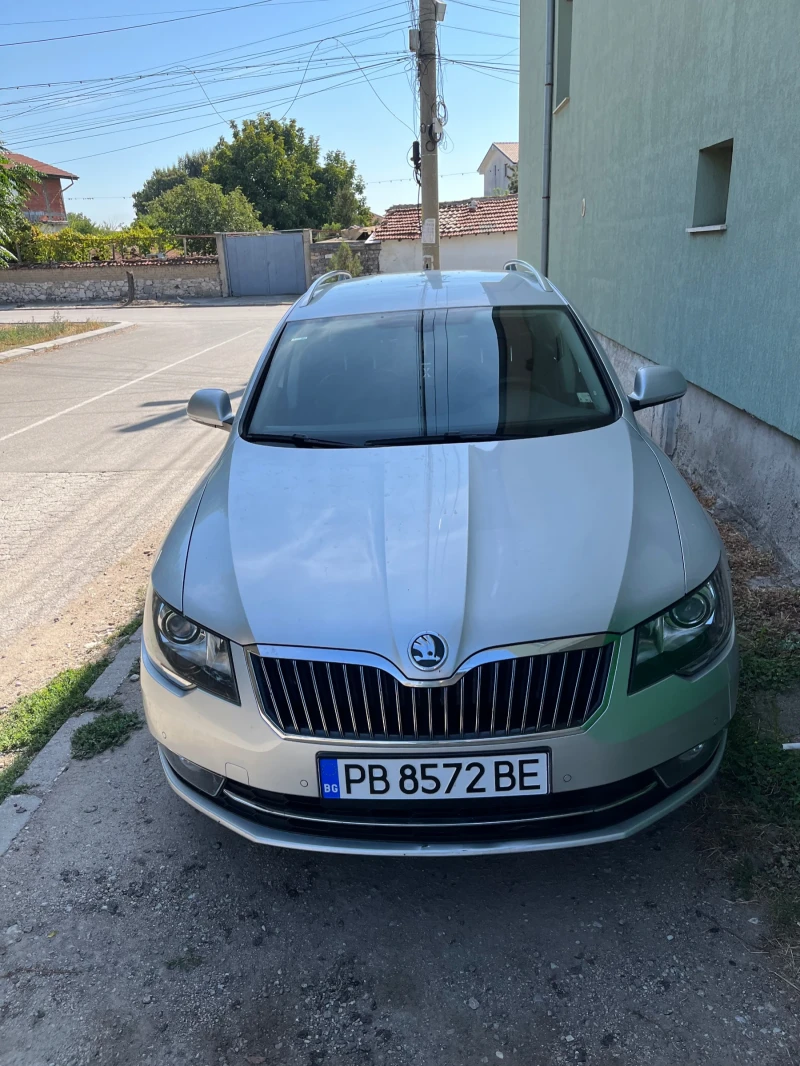 Skoda Superb, снимка 1 - Автомобили и джипове - 47574535