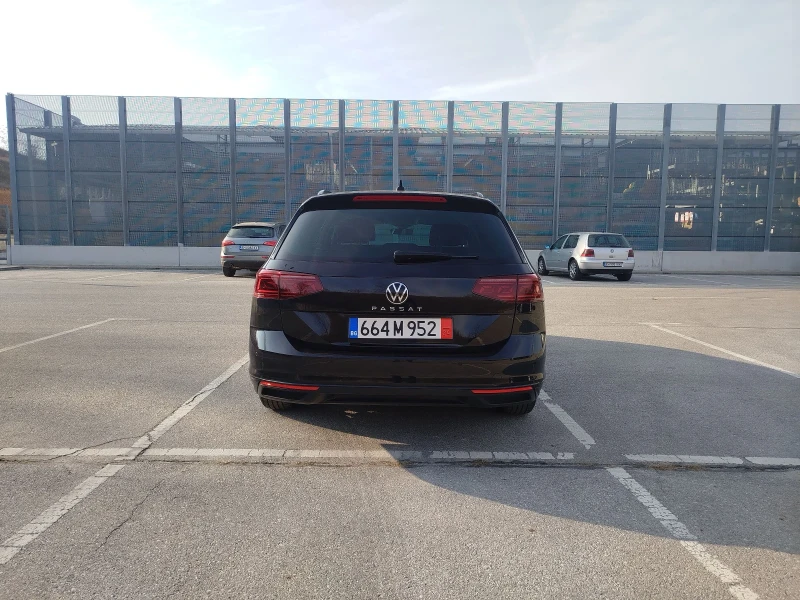 VW Passat 2.0 TDI 2022г., снимка 5 - Автомобили и джипове - 48253165