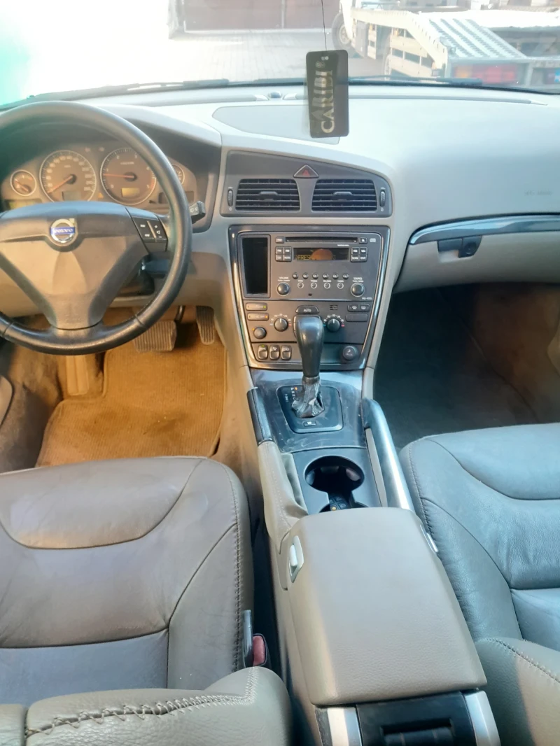 Volvo Xc70, снимка 6 - Автомобили и джипове - 48695045