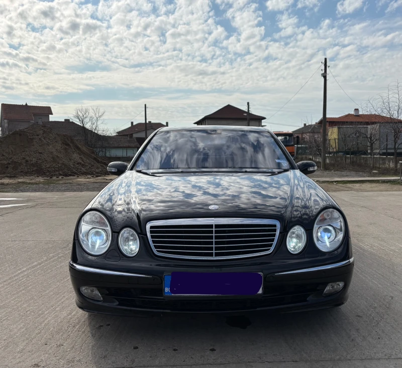 Mercedes-Benz E 320, снимка 1 - Автомобили и джипове - 48931497