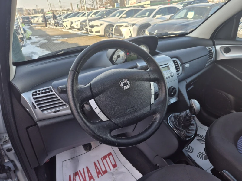 Lancia Ypsilon 1.2-170.000км-СУПЕР СЪСТОЯНИЕ, снимка 8 - Автомобили и джипове - 49227014