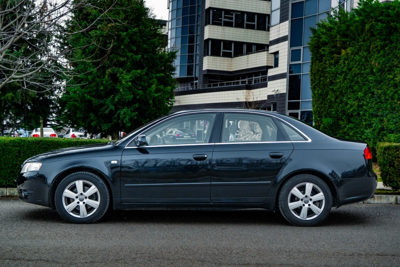 Audi A4 2.0D, снимка 2 - Автомобили и джипове - 49558420