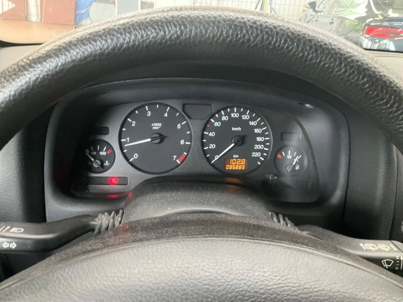 Opel Astra 1.6 | Basis | РЕАЛНИ КИЛОМЕТРИ | КЛИМАТИК, снимка 9 - Автомобили и джипове - 51834454