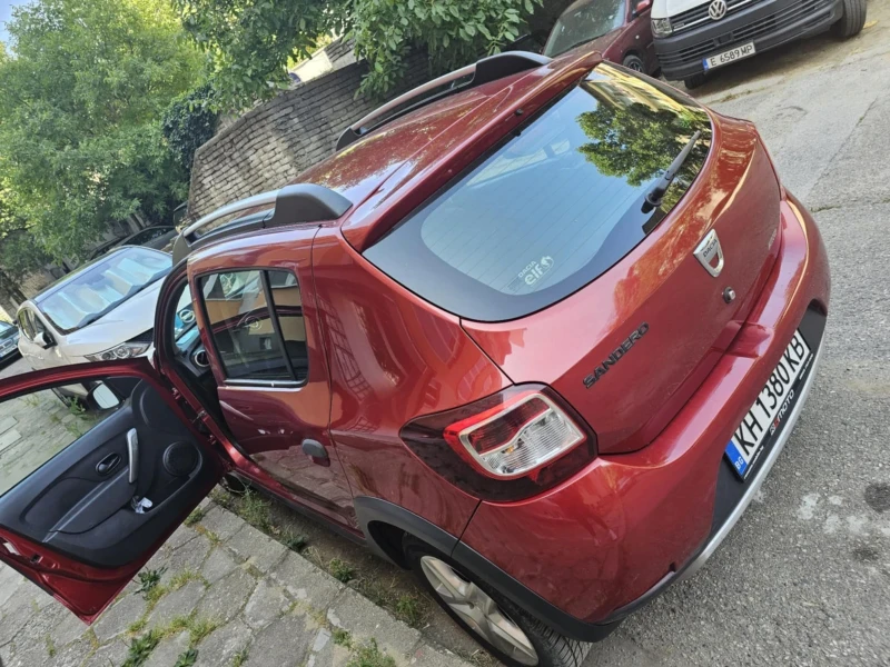 Dacia Sandero Stepway, снимка 2 - Автомобили и джипове - 52540834