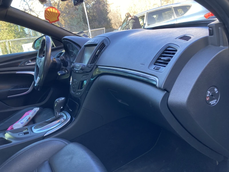 Opel Insignia Biturbo, снимка 12 - Автомобили и джипове - 52939604