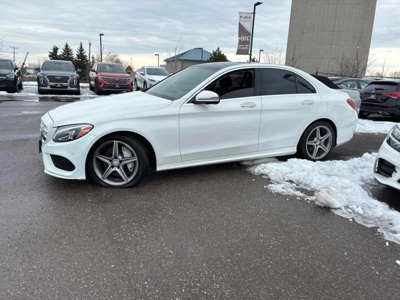 Mercedes-Benz C 300 2017 * CARFAX * БЕЗ ПЪРВОНАЧАЛНА ВНОСКА, снимка 3 - Автомобили и джипове - 53059093