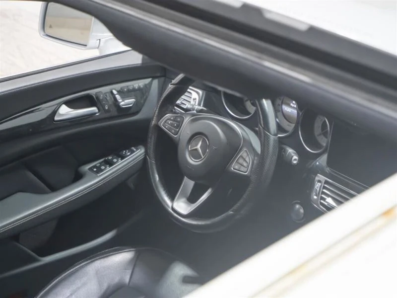Mercedes-Benz CLS 400 ОБДУХВАНЕ * * CARFAX * * АВТО КРЕДИТ * * , снимка 9 - Автомобили и джипове - 53225151