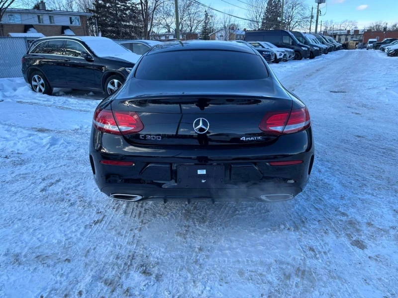 Mercedes-Benz C 300 * CARFAX * БЕЗ ПЪРВОНАЧАЛНА ВНОСКА, снимка 4 - Автомобили и джипове - 53281462