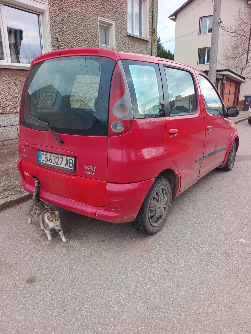 Toyota Yaris verso, снимка 5 - Автомобили и джипове - 53467782