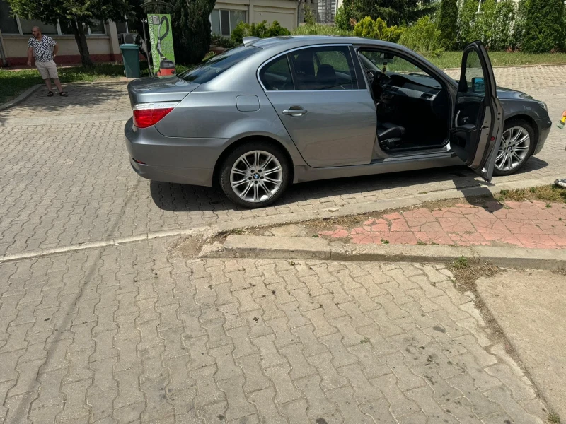 BMW 530 M paket X drive facelift, снимка 3 - Автомобили и джипове - 53482200