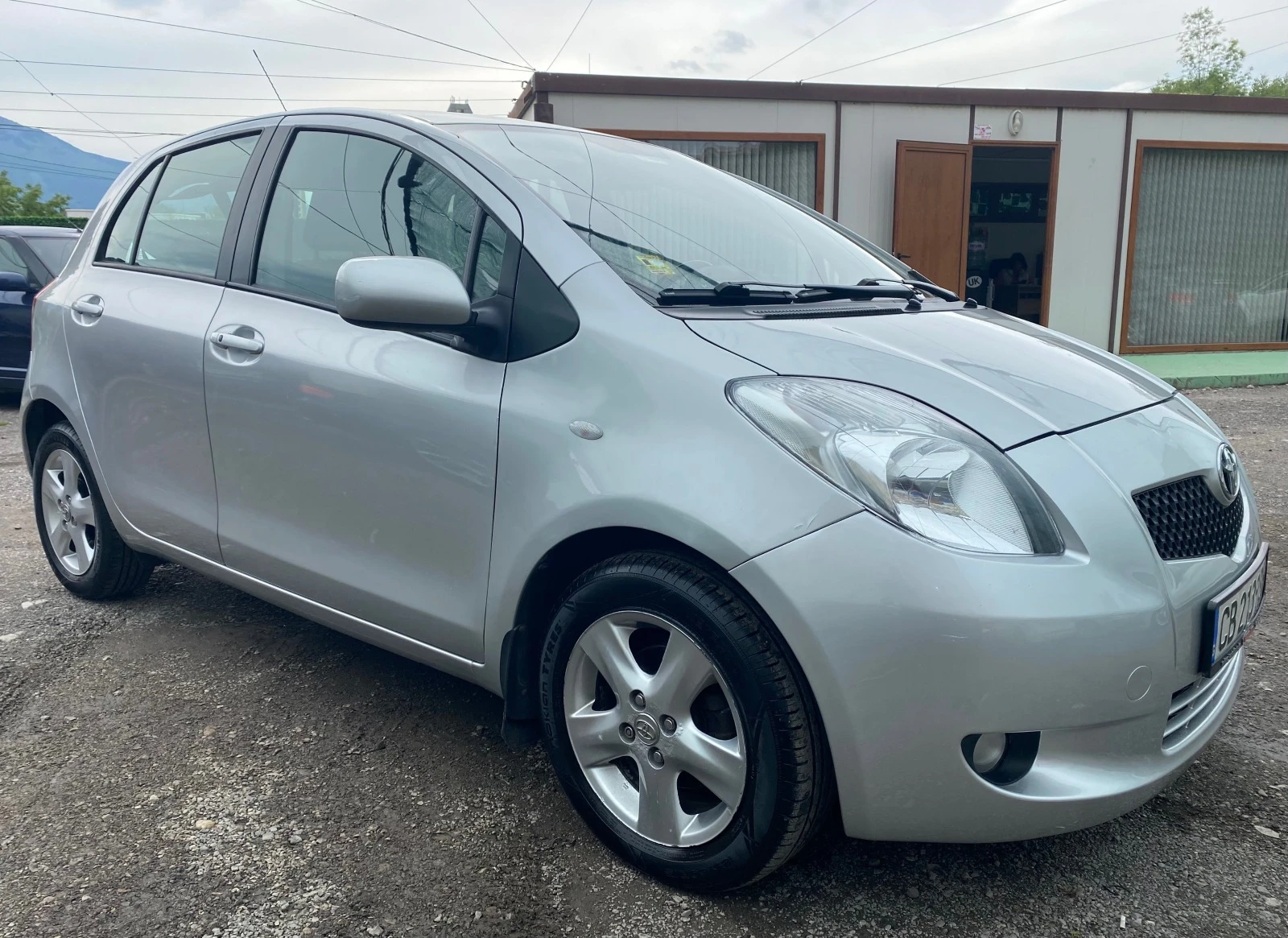 Toyota Yaris 1, 3I= 90 HP= КЛИМАТРОНИК= АВТОМАТИК= KEYLESS GO=  - изображение 7