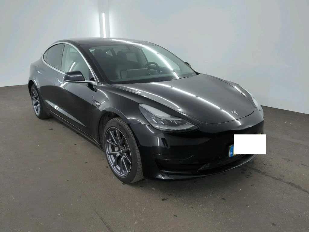 Tesla Model 3 Standard Range Plus - изображение 4