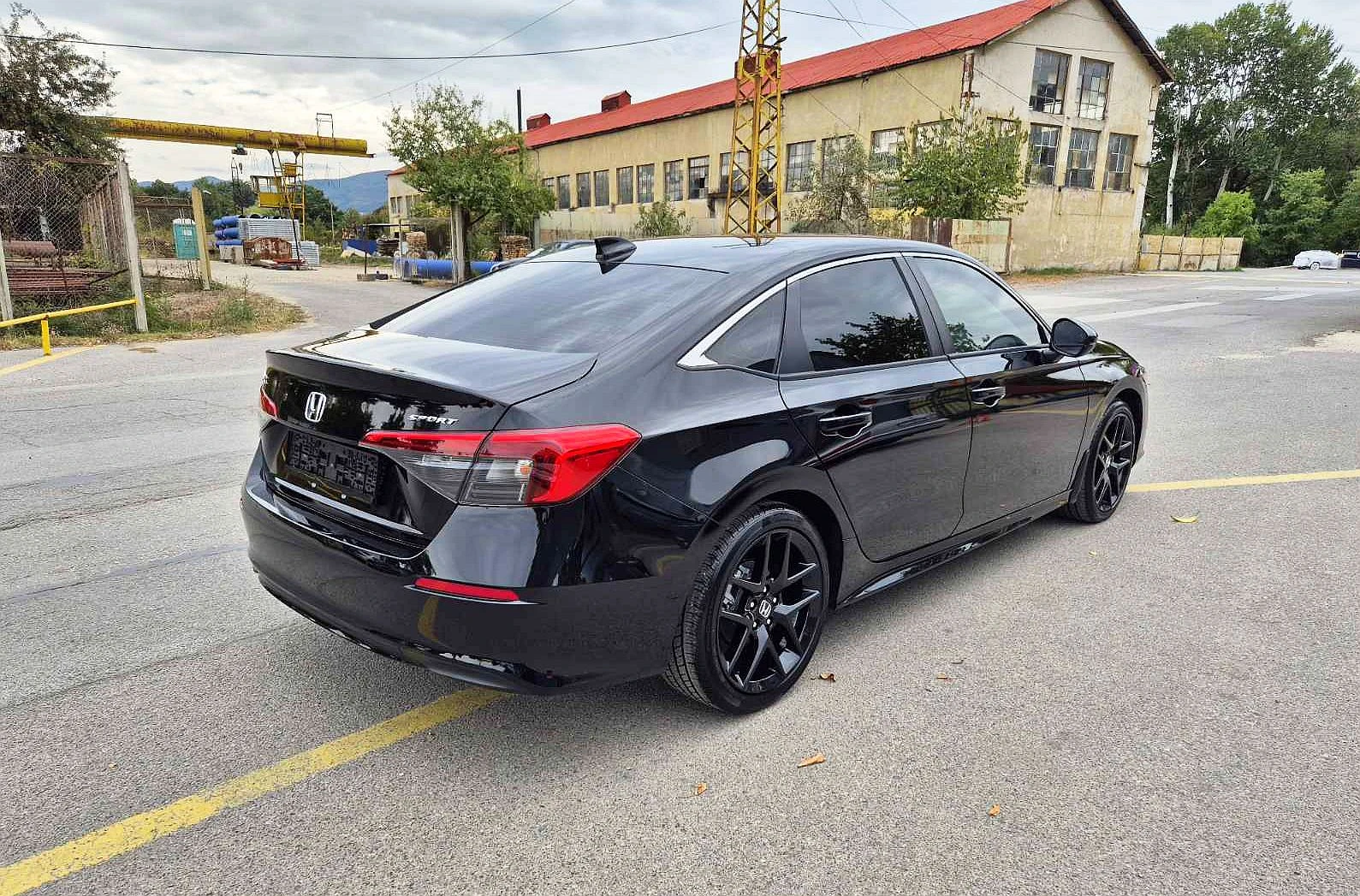 Honda Civic ТОП ТОП 2.0i АВТОМАТИК ВЪЗМОЖНОСТ ЗА ГАЗОВА УРЕДБА - изображение 6