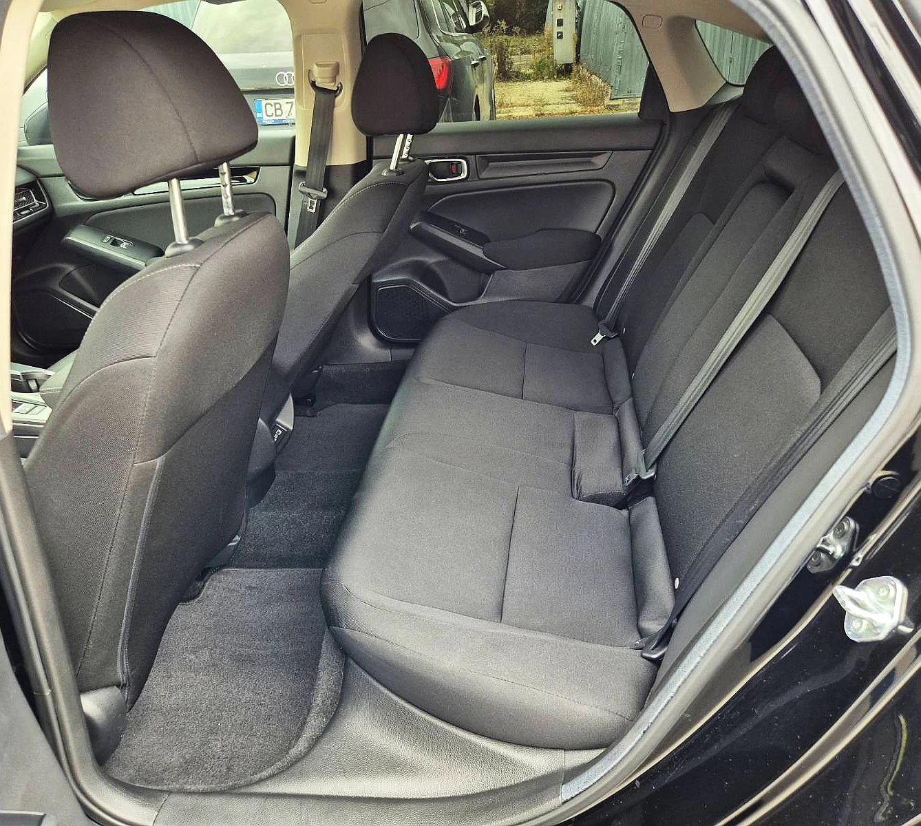 Honda Civic   2.0i      | Mobile.bg   12