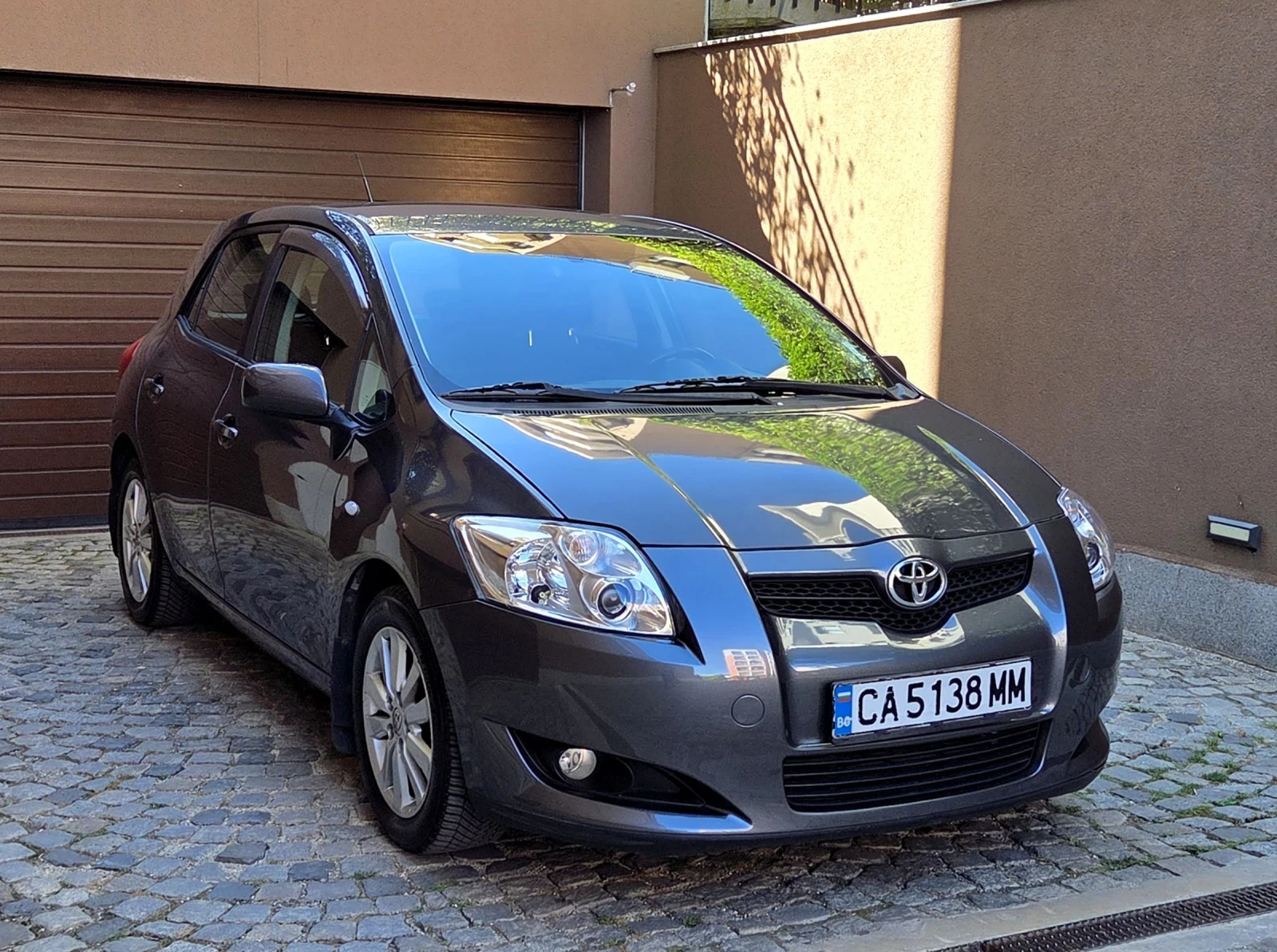 Toyota Auris 75  KM//Navi | Mobile.bg   1