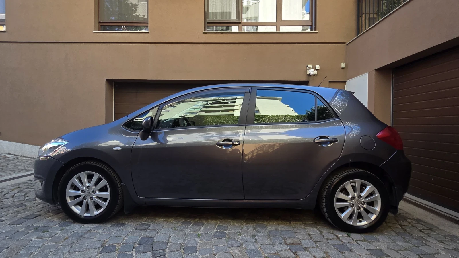 Toyota Auris 75 хил KM/Автоматик/Navi - изображение 5