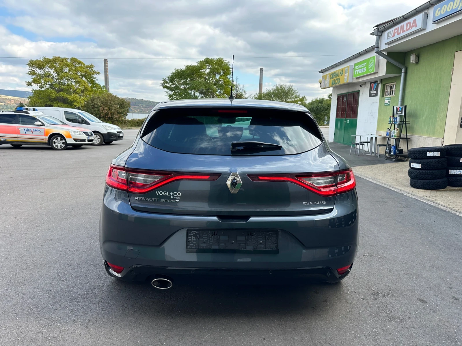 Renault Megane GT-Line* PureLed* BOSE* EURO6* Топ Състояние - изображение 6