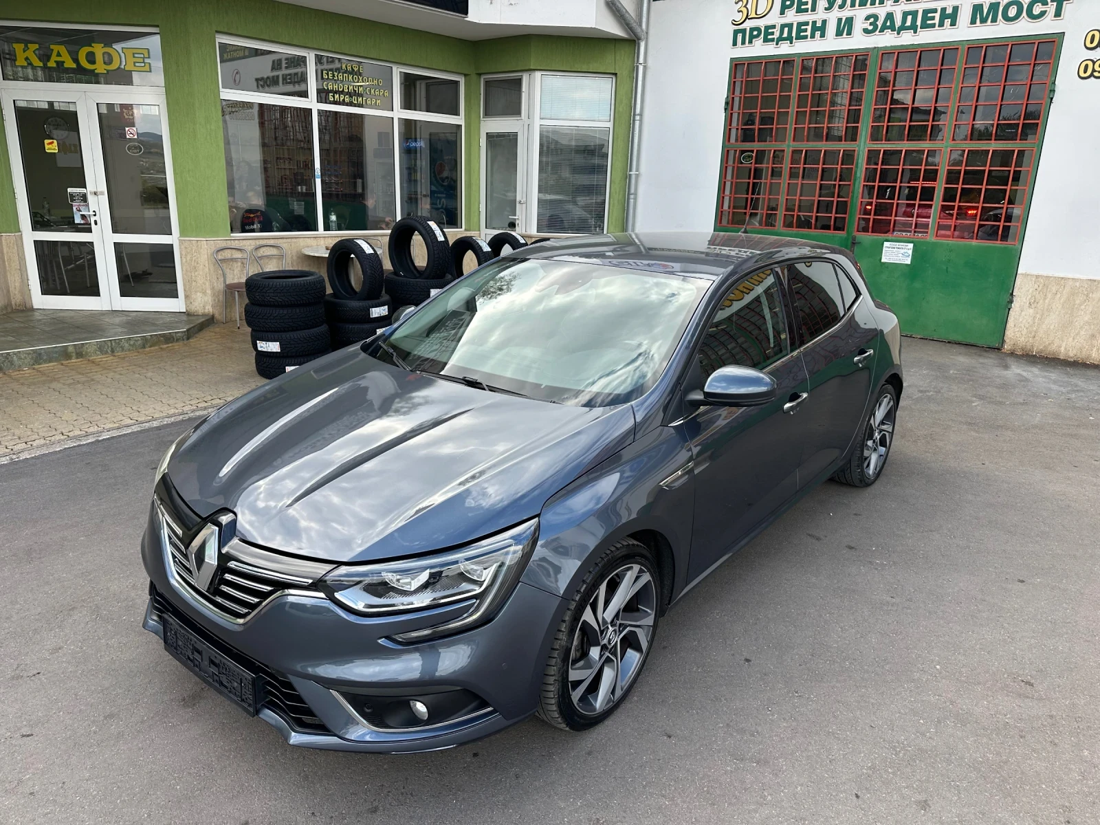 Renault Megane GT-Line* PureLed* BOSE* EURO6* Топ Състояние - изображение 9